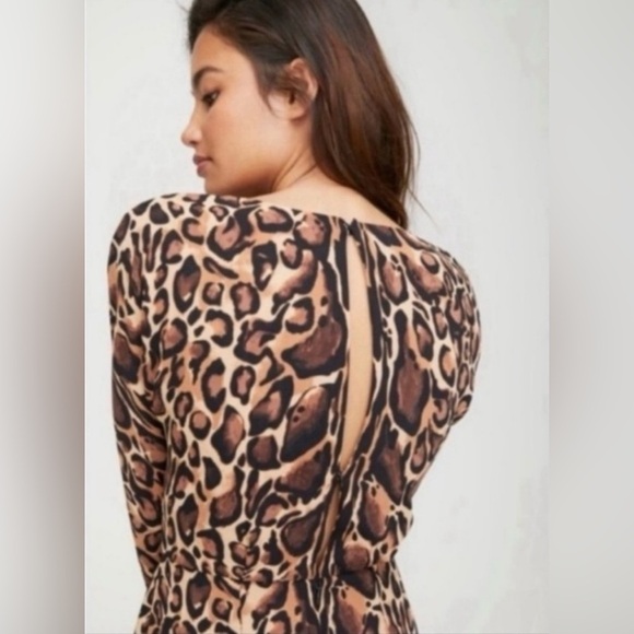Aritzia Leopard Print Dress - Picture 2 of 11